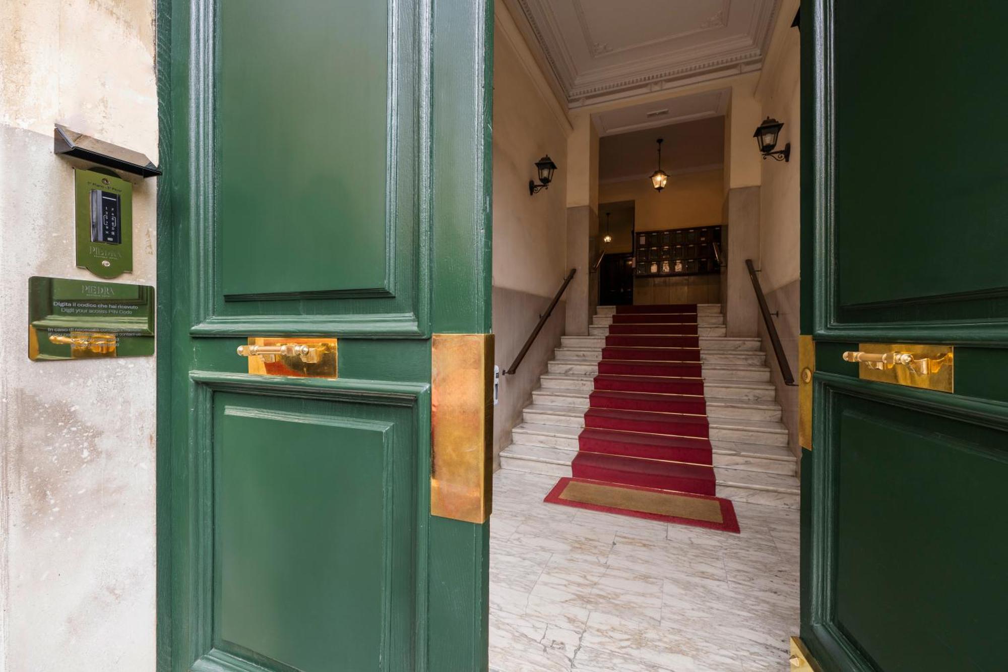 Boutique Hotel Piedra Rome City Centre Exterior foto